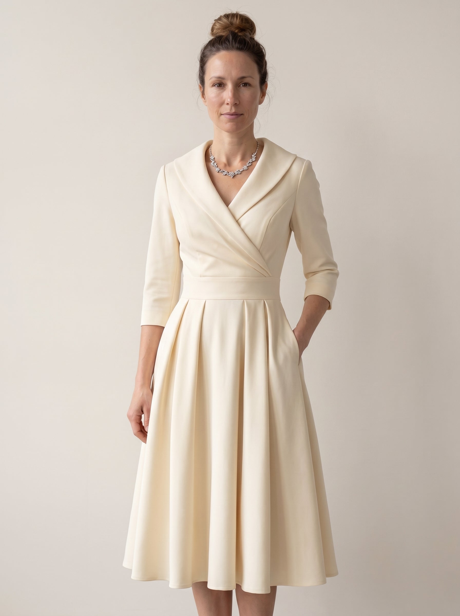 Vera | Elegant A-Line Midi Dress with Wrap V-Neck