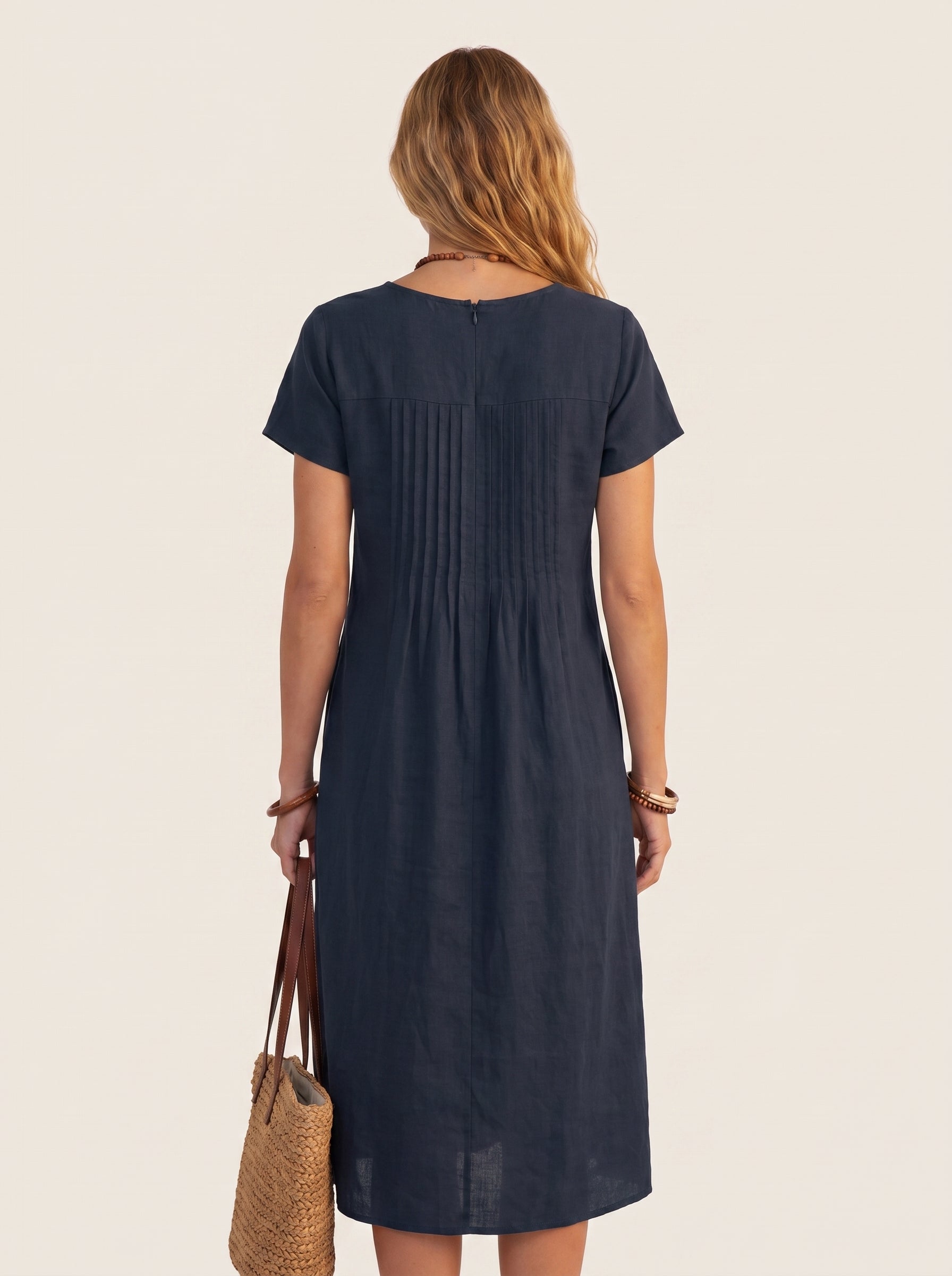Isla | Effortless Short Sleeve A-Line Midi Day Dress with Side Pockets